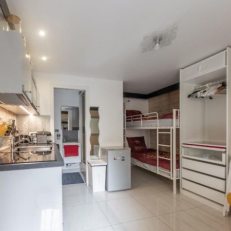 Studio A Paris Et Desinfection Rigoureux Du Logis מראה חיצוני תמונה