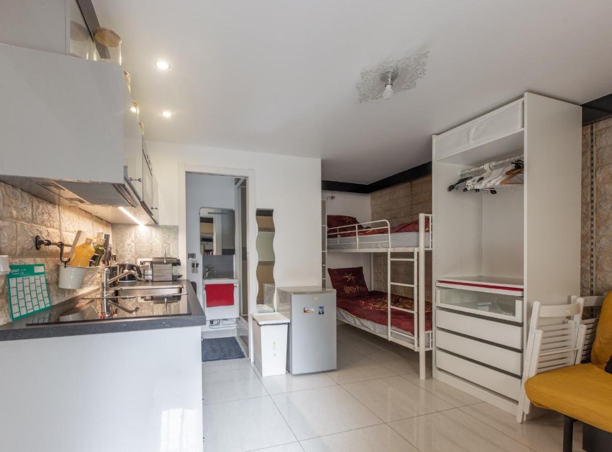 Studio A Paris Et Desinfection Rigoureux Du Logis מראה חיצוני תמונה